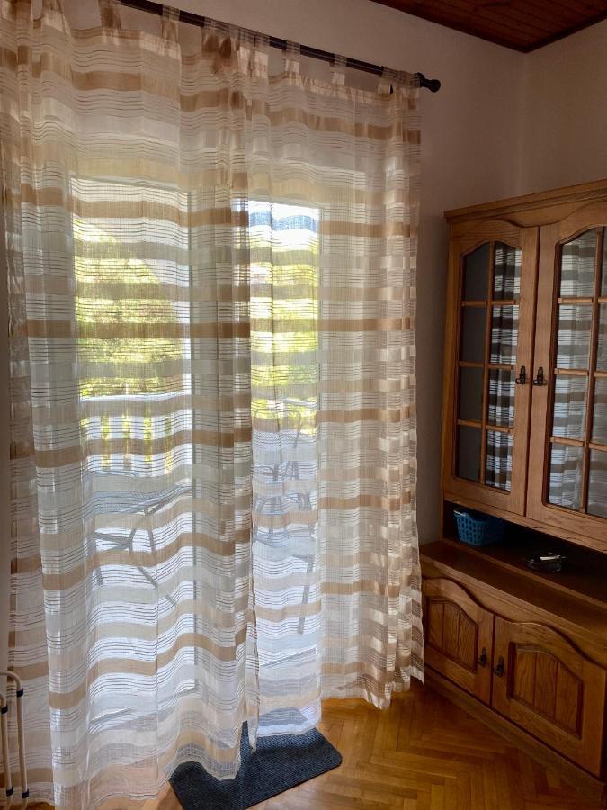 Apartmani Luka Zrnovo Buitenkant foto