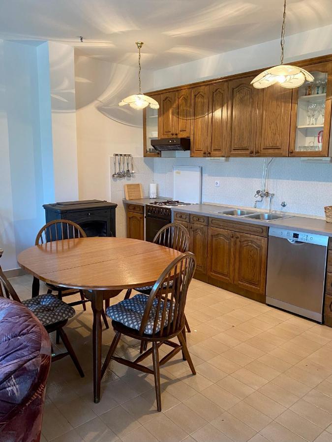 Apartmani Luka Zrnovo Buitenkant foto