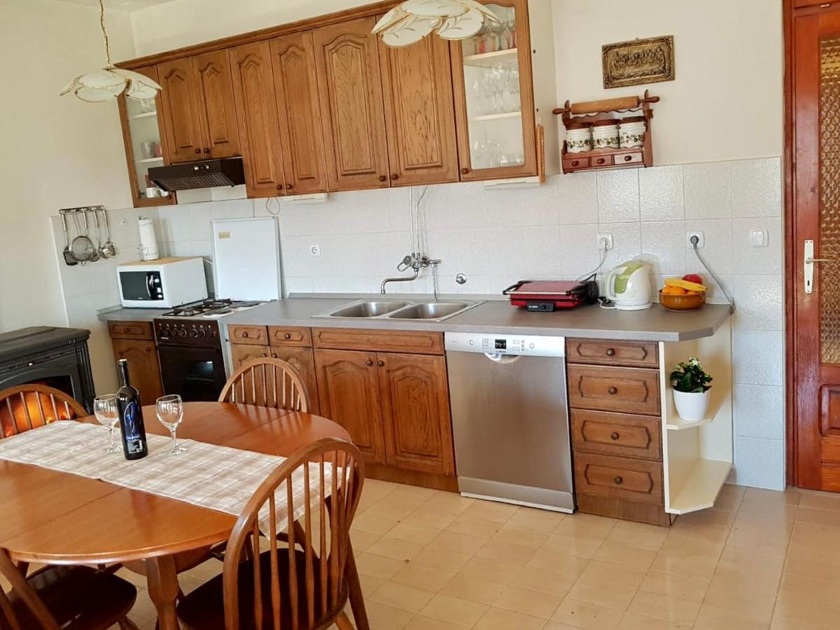 Apartmani Luka Zrnovo Buitenkant foto